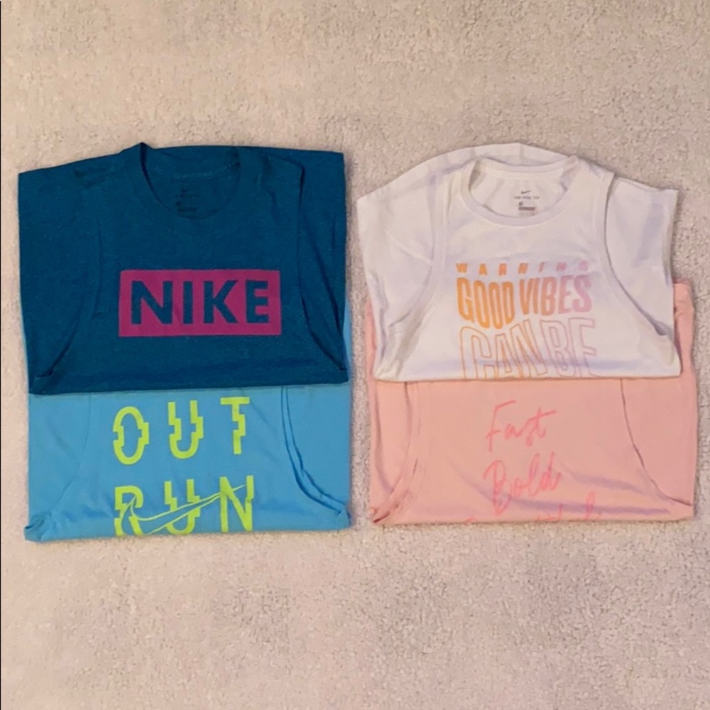 Nike tank top bundle